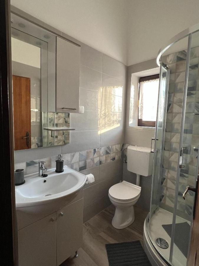 Draga Rooms Нівице Екстер'єр фото